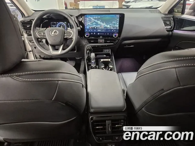 Lexus NX 2025 thumb 10
