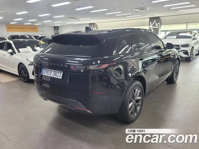 Land Rover Range Rover Velar 2024 thumb 2