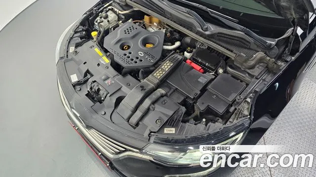 Renault-KoreaSamsung Megane 2016 thumb 6