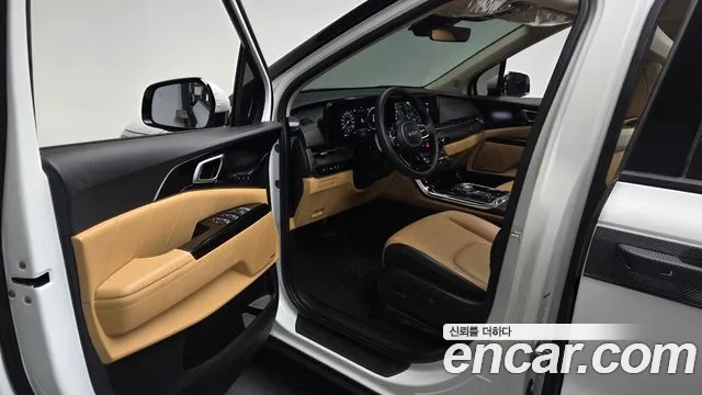 Kia Carnival 2022 thumb 9