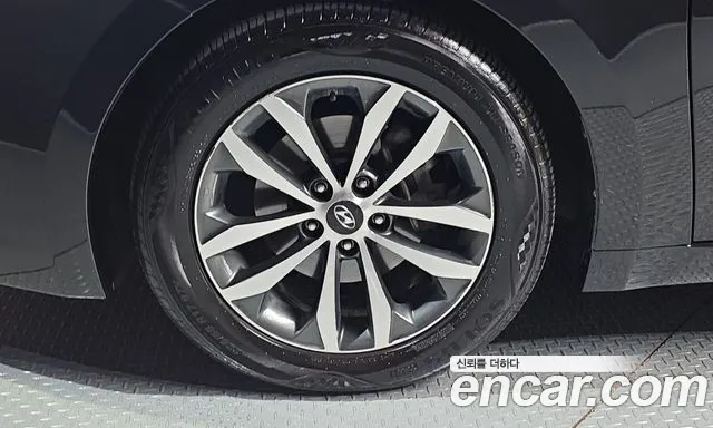 Hyundai Grandeur 2012 thumb 5