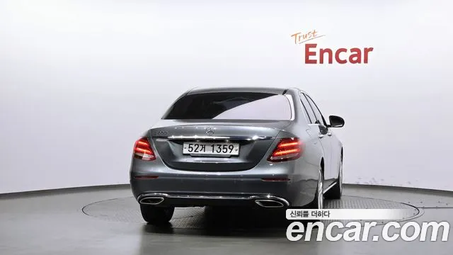 Mercedes-Benz E-Класс 2016 thumb 4