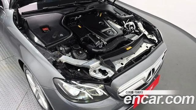 Mercedes-Benz E-Класс 2016 thumb 6