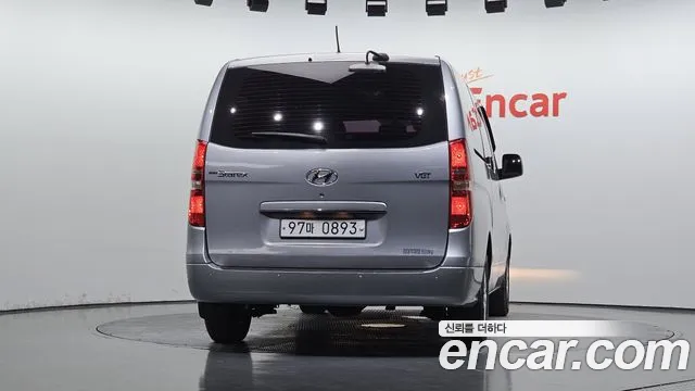 Hyundai Starex 2017 thumb 4
