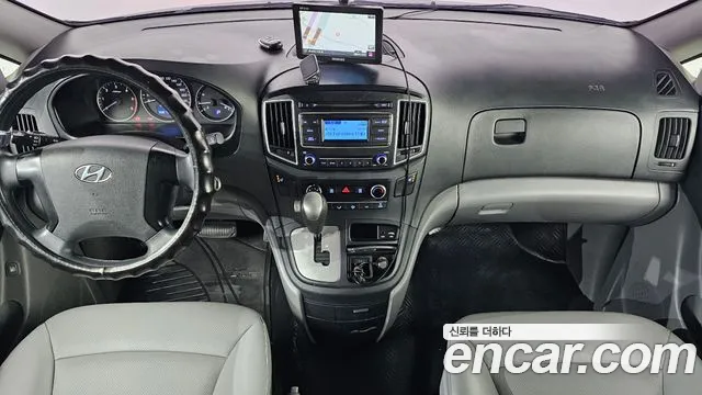 Hyundai Starex 2017 thumb 7