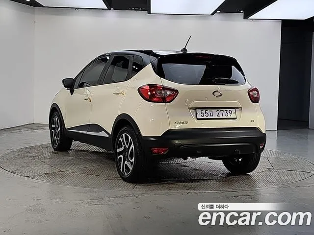 Renault-KoreaSamsung Captur 2014 thumb 3