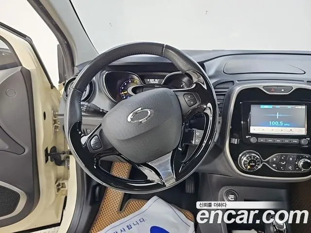 Renault-KoreaSamsung Captur 2014 thumb 9