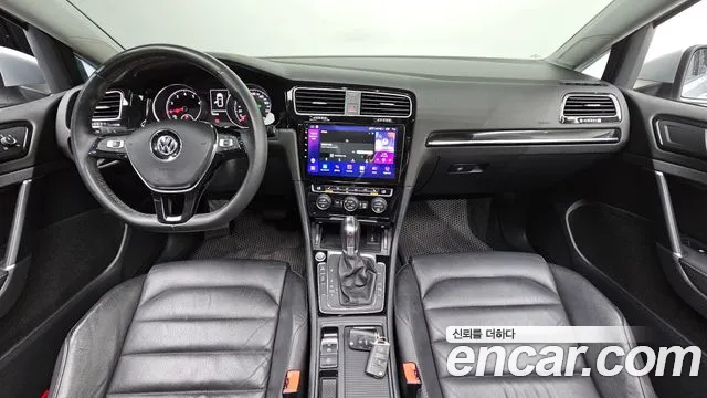 Volkswagen Golf Sportsvan 2014 thumb 7
