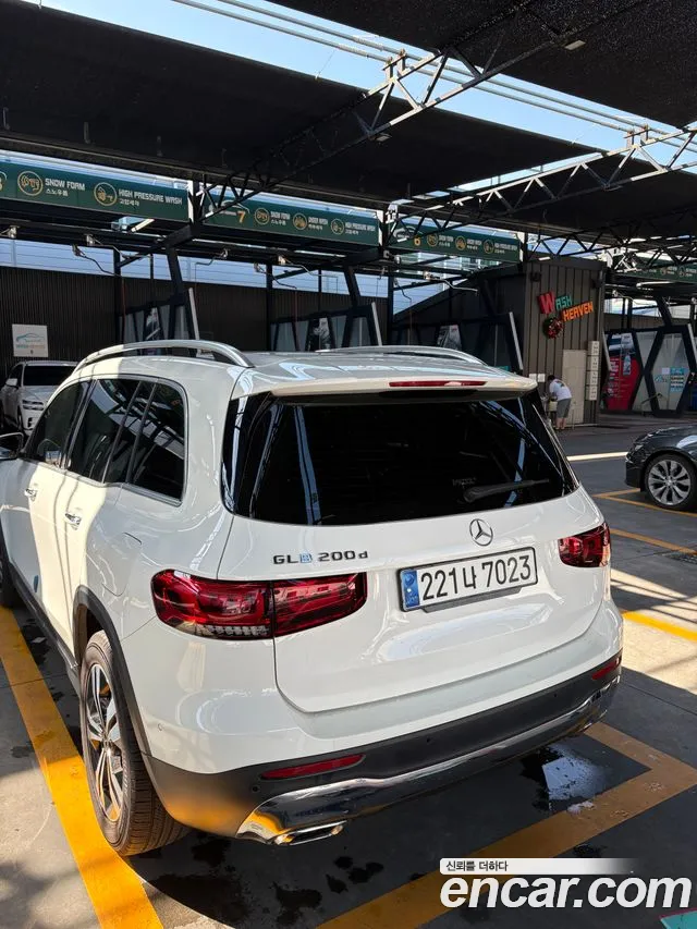 Mercedes-Benz GLB 2022 thumb 2
