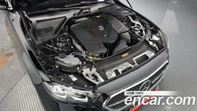 Mercedes-Benz E-Класс 2026 thumb 5