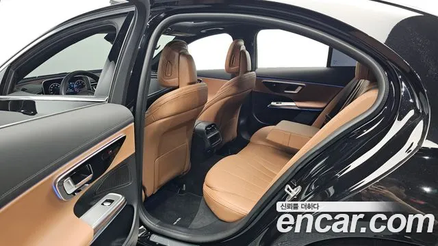 Mercedes-Benz E-Класс 2026 thumb 10