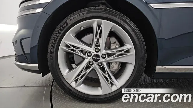 Genesis G90 2022 thumb 4