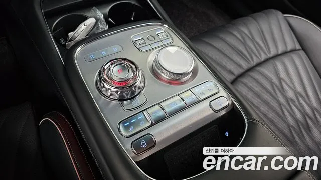 Genesis G90 2022 thumb 8