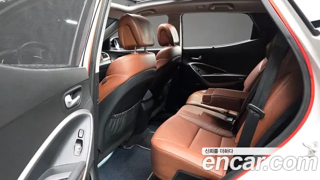 Hyundai Santa Fe 2013 thumb 11