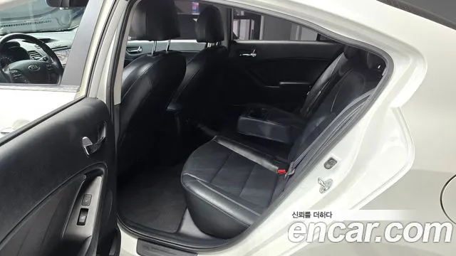 Kia K3 2015 thumb 12