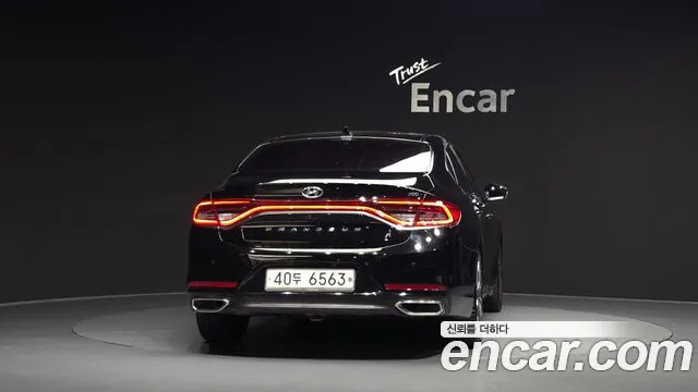 Hyundai Grandeur 2017 thumb 3