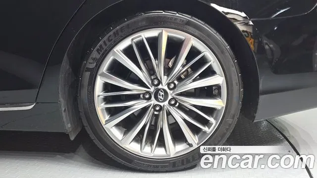 Hyundai Grandeur 2017 thumb 4