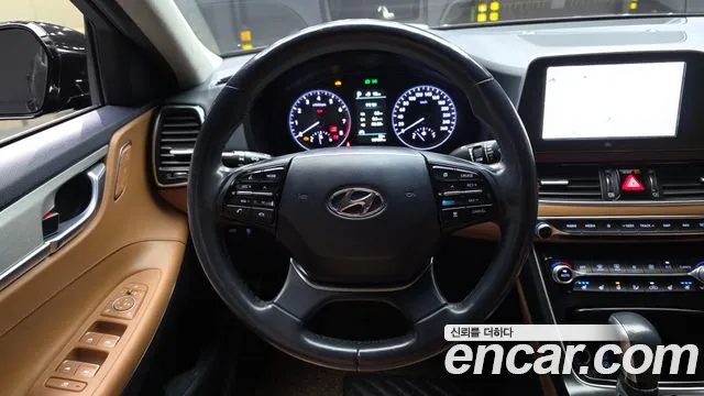 Hyundai Grandeur 2017 thumb 12