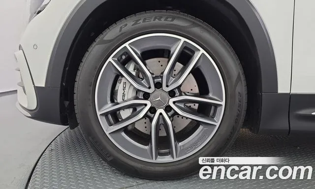 Mercedes-Benz GLB 2025 thumb 5