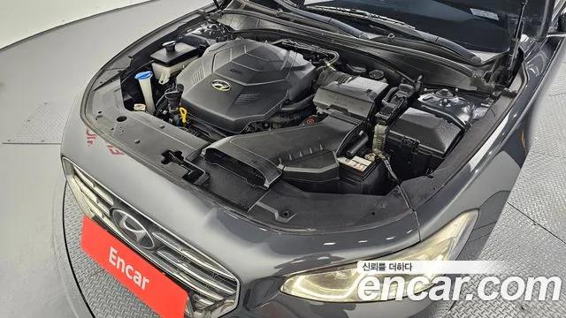 Hyundai Grandeur 2017 thumb 6