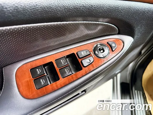 Hyundai Genesis 2009 thumb 7