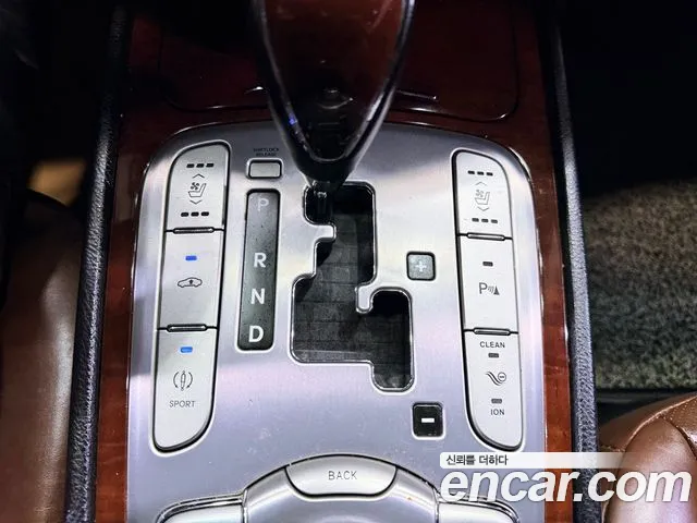 Hyundai Genesis 2009 thumb 9