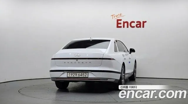 Hyundai Grandeur 2023 thumb 4