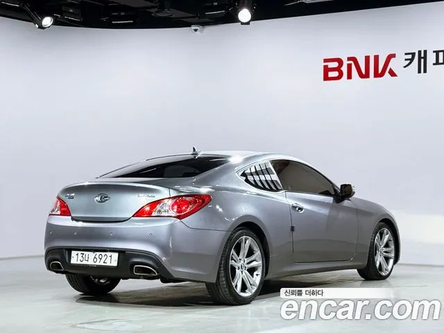 Hyundai Genesis 2009 thumb 2