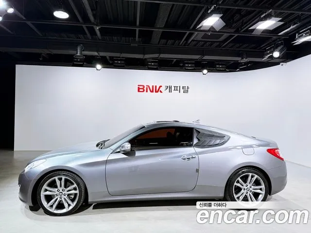 Hyundai Genesis 2009 thumb 3