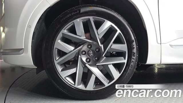 Hyundai Santa Fe 2021 thumb 5