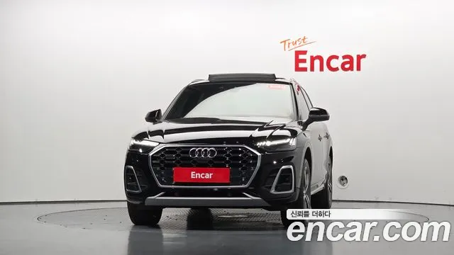 Audi Q5 2021 thumb 2