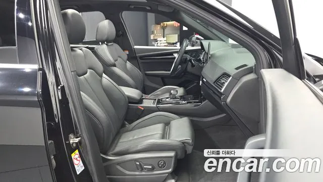 Audi Q5 2021 thumb 10