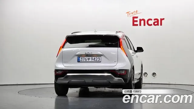 Kia Niro 2022 thumb 4