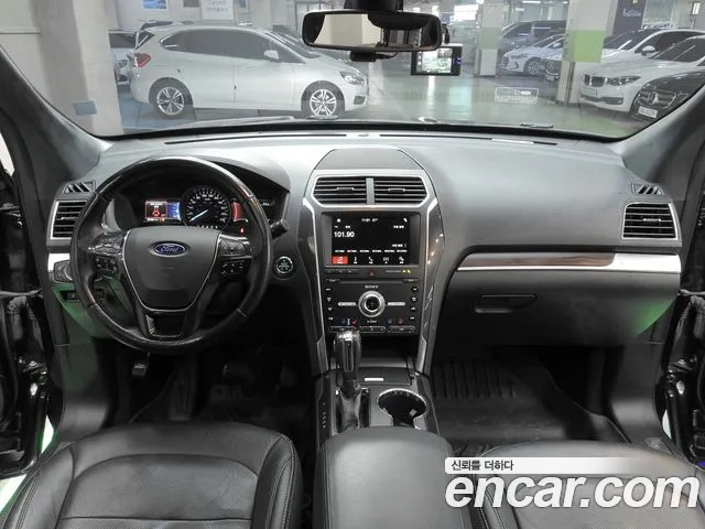 Ford Explorer 2019 thumb 7