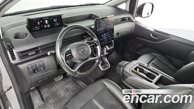 Hyundai Staria 2021 thumb 7