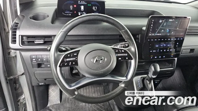 Hyundai Staria 2021 thumb 12
