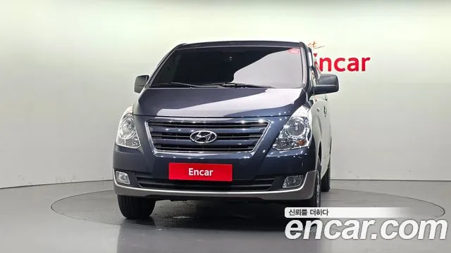 Hyundai Starex 2017 thumb 3