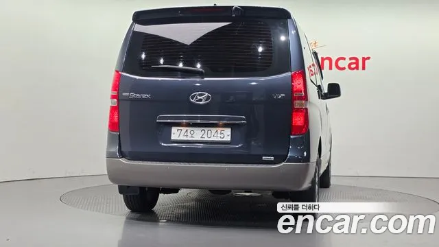 Hyundai Starex 2017 thumb 4