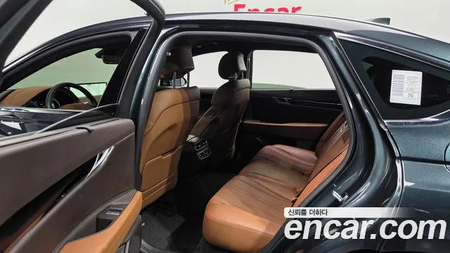 Genesis G80 2023 thumb 11