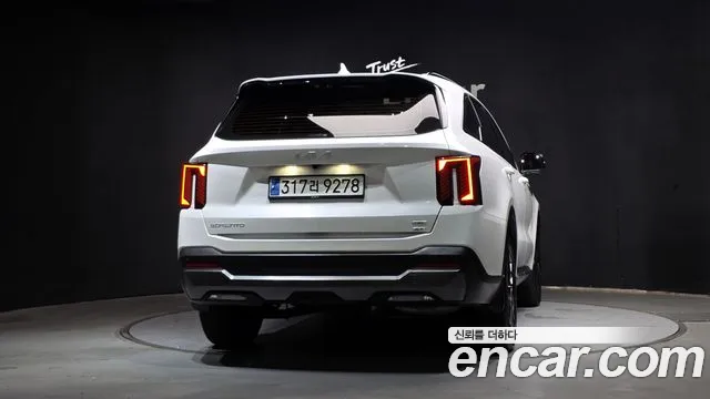 Kia Sorento 2023 thumb 4