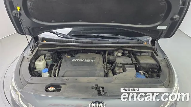 Kia Carnival 2016 thumb 6