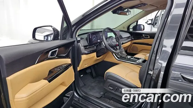 Kia Carnival 2023 thumb 10
