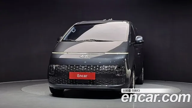 Hyundai Staria 2021 thumb 3