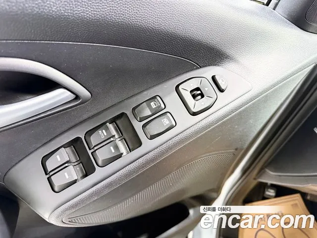 Hyundai Tucson 2014 thumb 10
