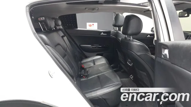 Kia Sportage 2016 thumb 12