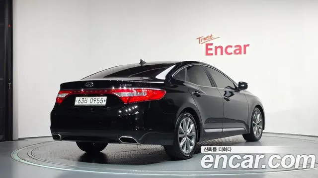 Hyundai Grandeur 2015 thumb 2