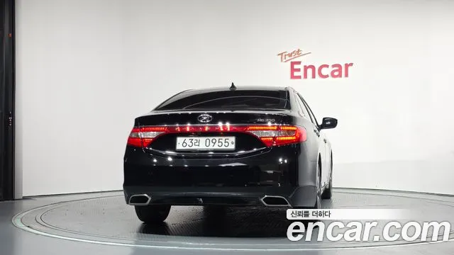 Hyundai Grandeur 2015 thumb 4