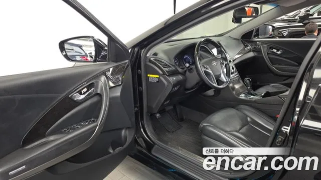 Hyundai Grandeur 2015 thumb 10