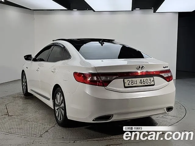Hyundai Grandeur 2014 thumb 3