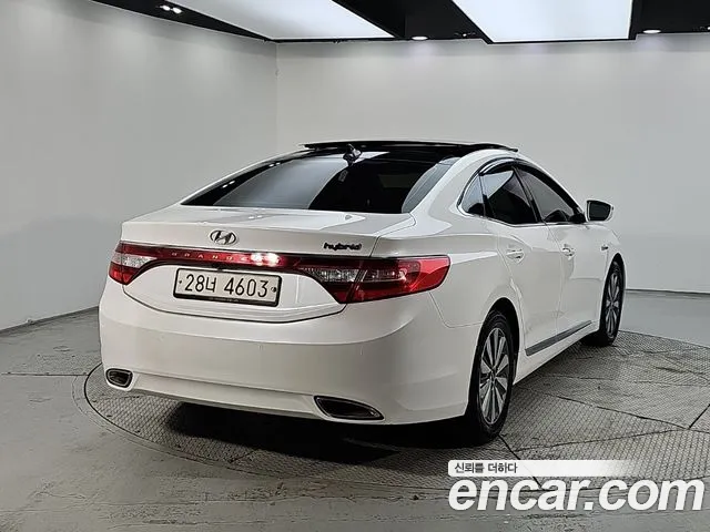 Hyundai Grandeur 2014 thumb 4